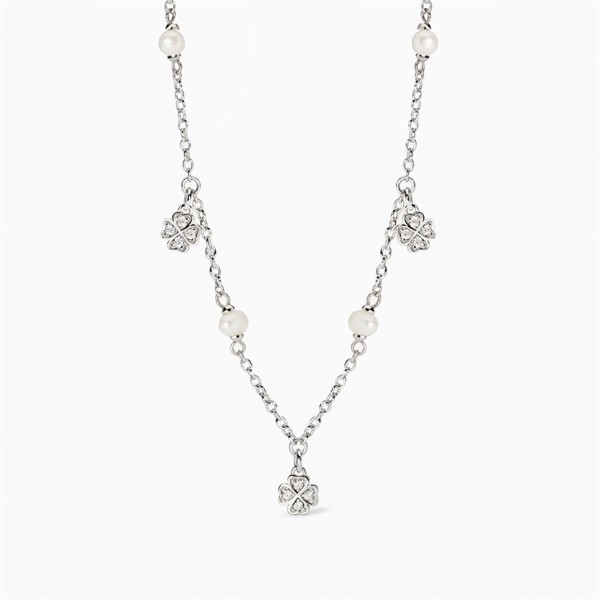 Girocollo con perle coltivate e quadrifogli