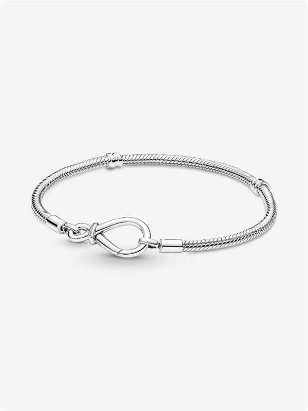 Bracciale Moments con Chiusura a Nodo Infinito