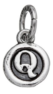 Charm Lettera Bottone Q