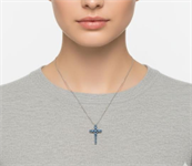 Collana Croce in Oro Bianco e Topazio ICE ct 1.58