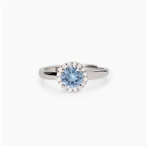 Anello in argento con acquamarina sintetica e zirconi