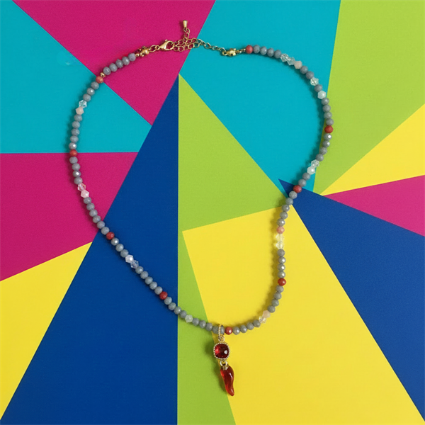 Cielo e Corallo – Collana Cristalli con Cornetto