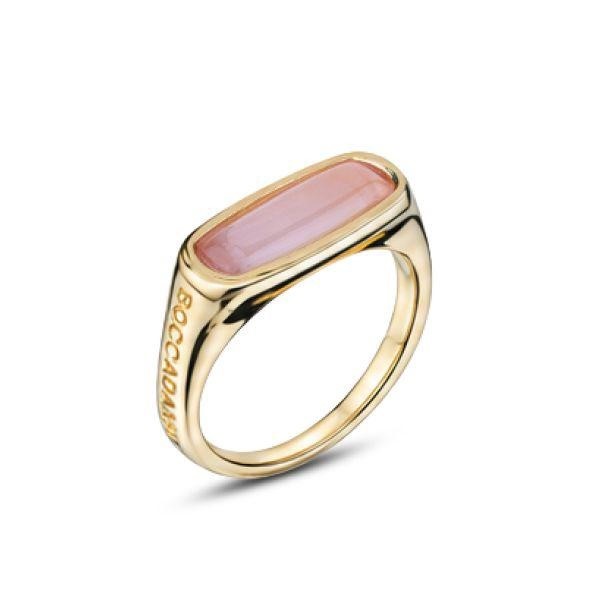 Anello con pietra rosa ovale e brand inciso