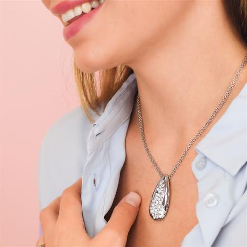 Collana con pendente grande a goccia di cristalli crystal